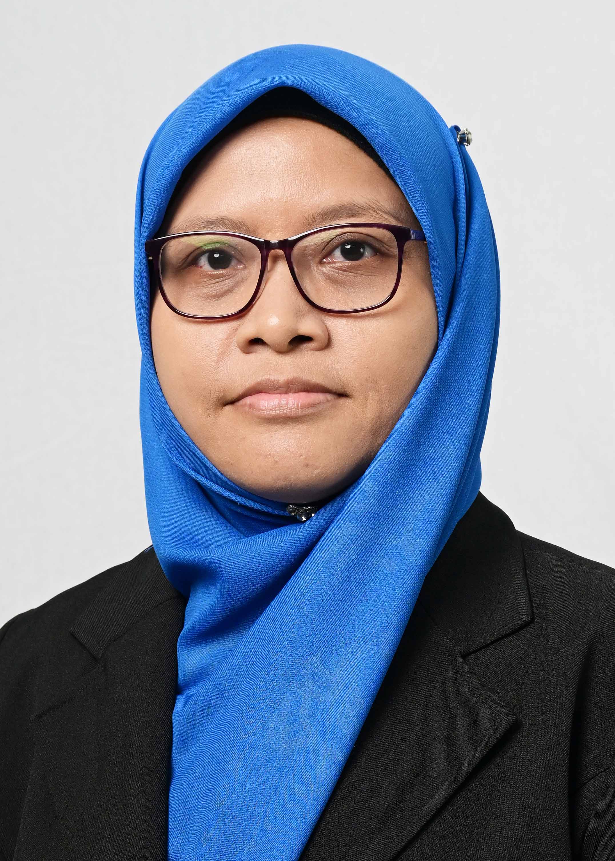 Umi Kalsom binti Masrom, Dr