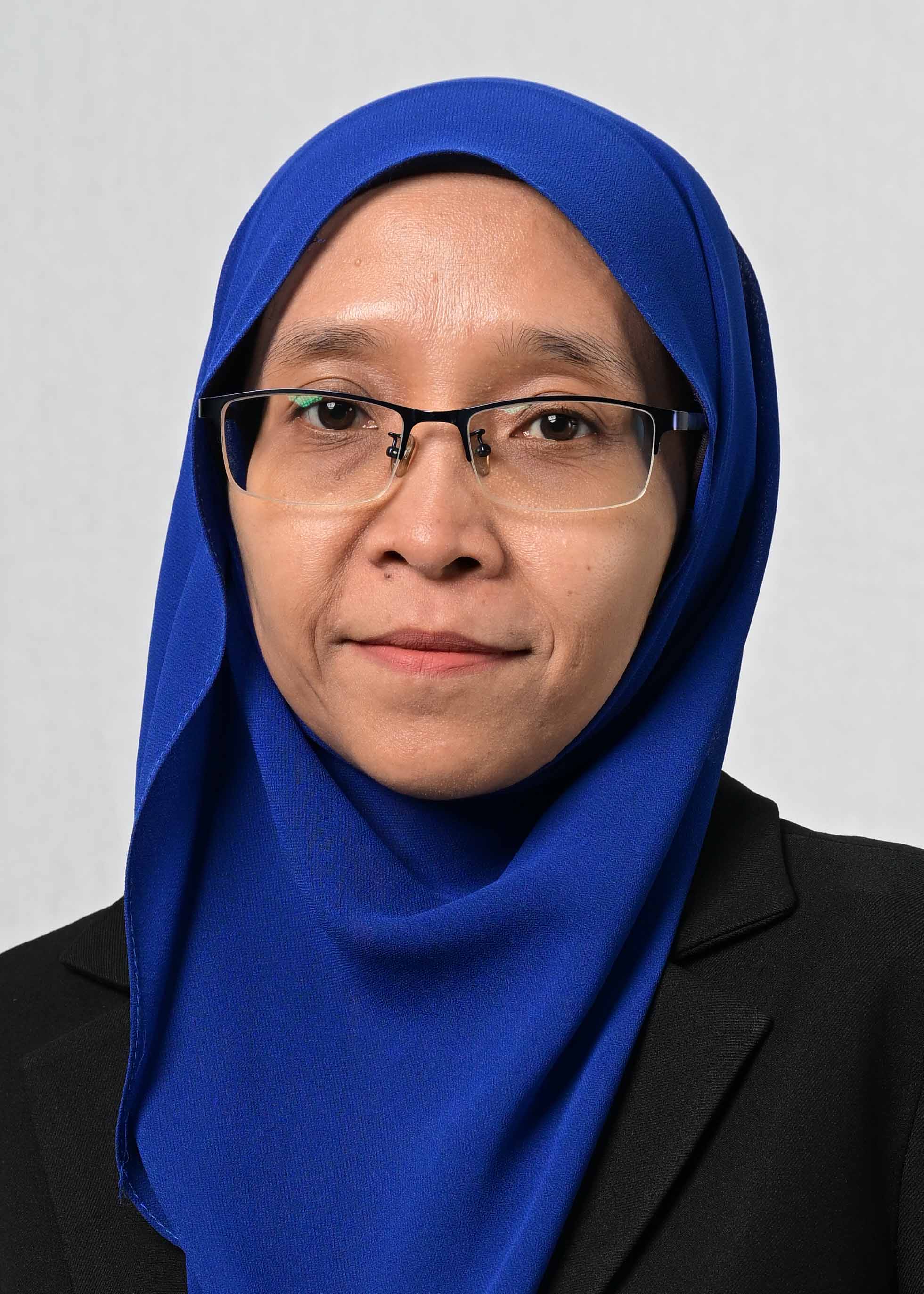 YANTI SALINA SHAARI